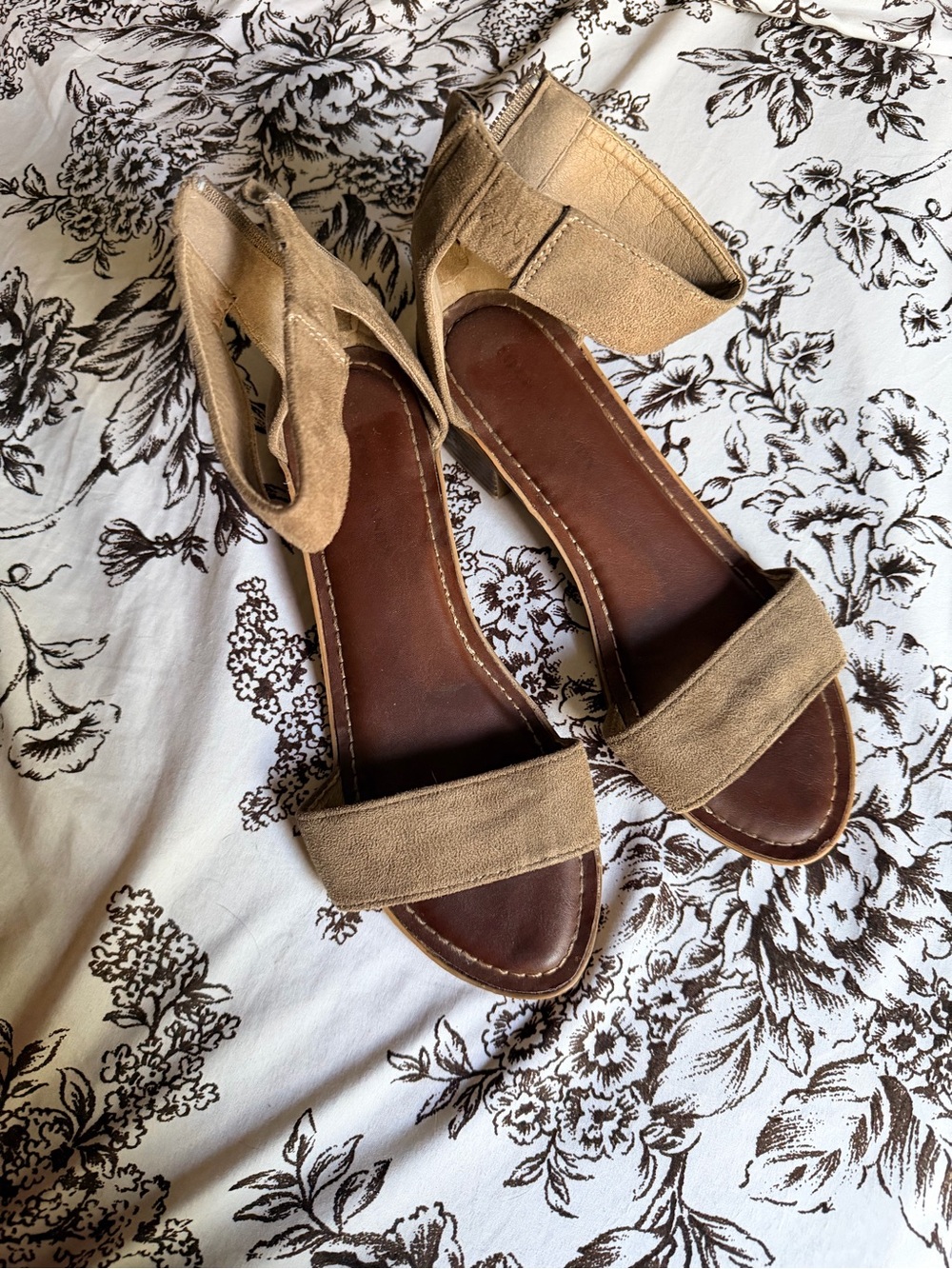 Rock & Candy Women's Tan Suede Ankle-Strap Sandals